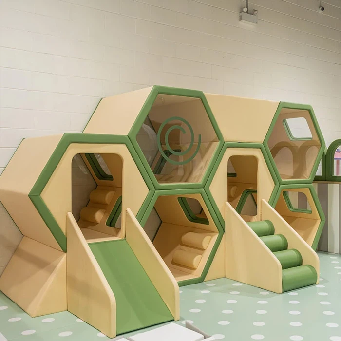 Crafting 230㎡ Natural - Themed Kids Cafe Playground in Canada